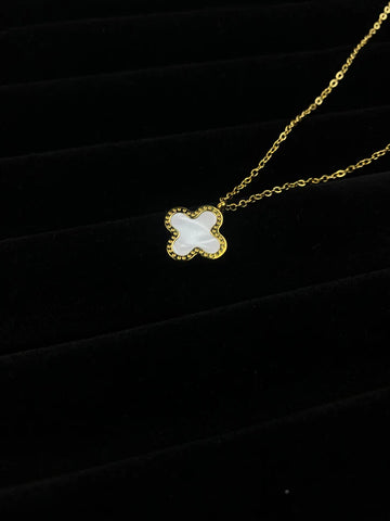 Double Sided Clover Leaf Pendant BLACK & WHITE